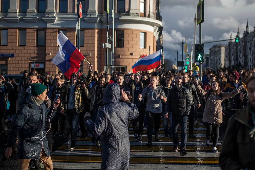Возвращение многих участников обратно к Пушкинской площади. Фото: Влад Докшин / «Новая»