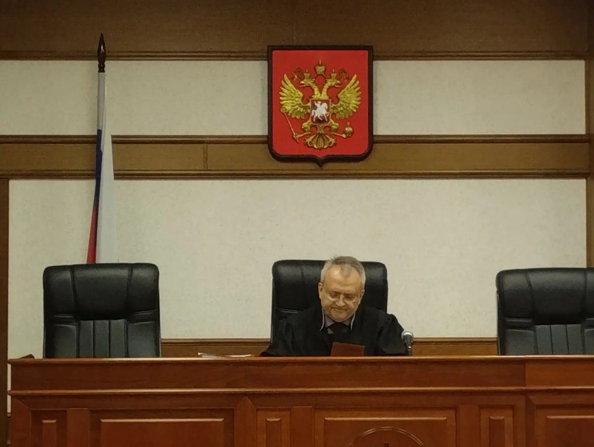 Судья Андрей Минеев. Фото: Изольда Дробина / «Новая газета»