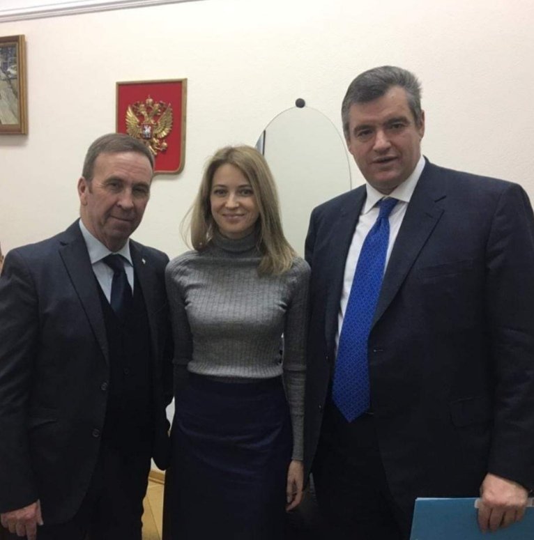 Слева — направо: Файар, Поклонская и Слуцкий в Госдуме. Фото из соцсетей Файара