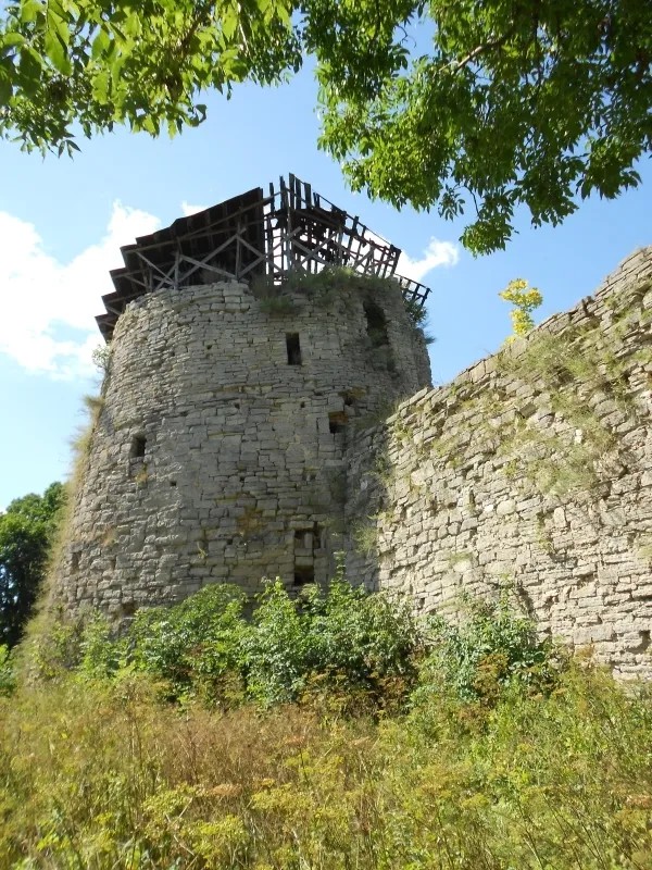 Порховская крепость – одна из девяти главных опорных крепостей Древней Руси