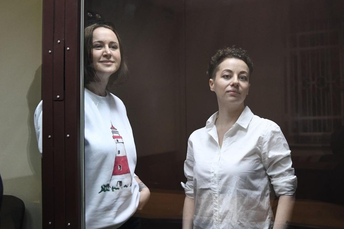 Светлана Петрийчук и Евгения Буркович в суде. Фото: соцсети
