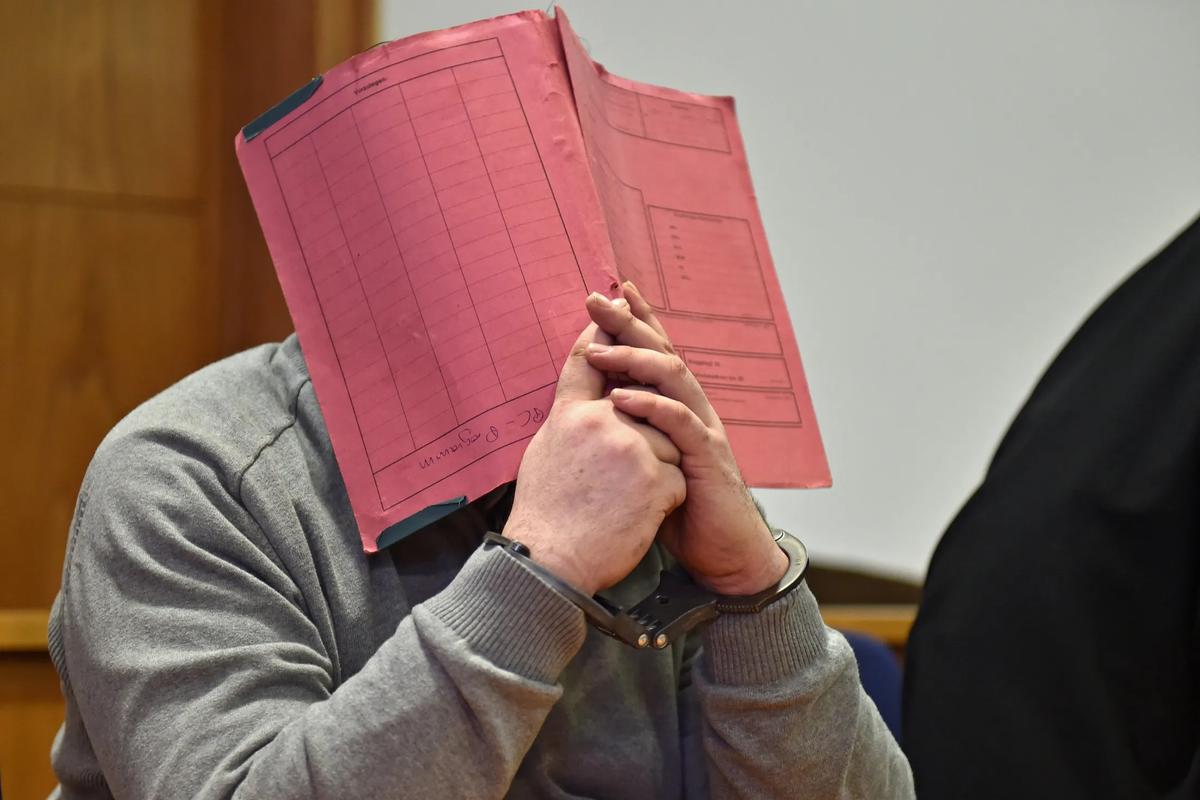 134 эксгумации на 67 кладбищах