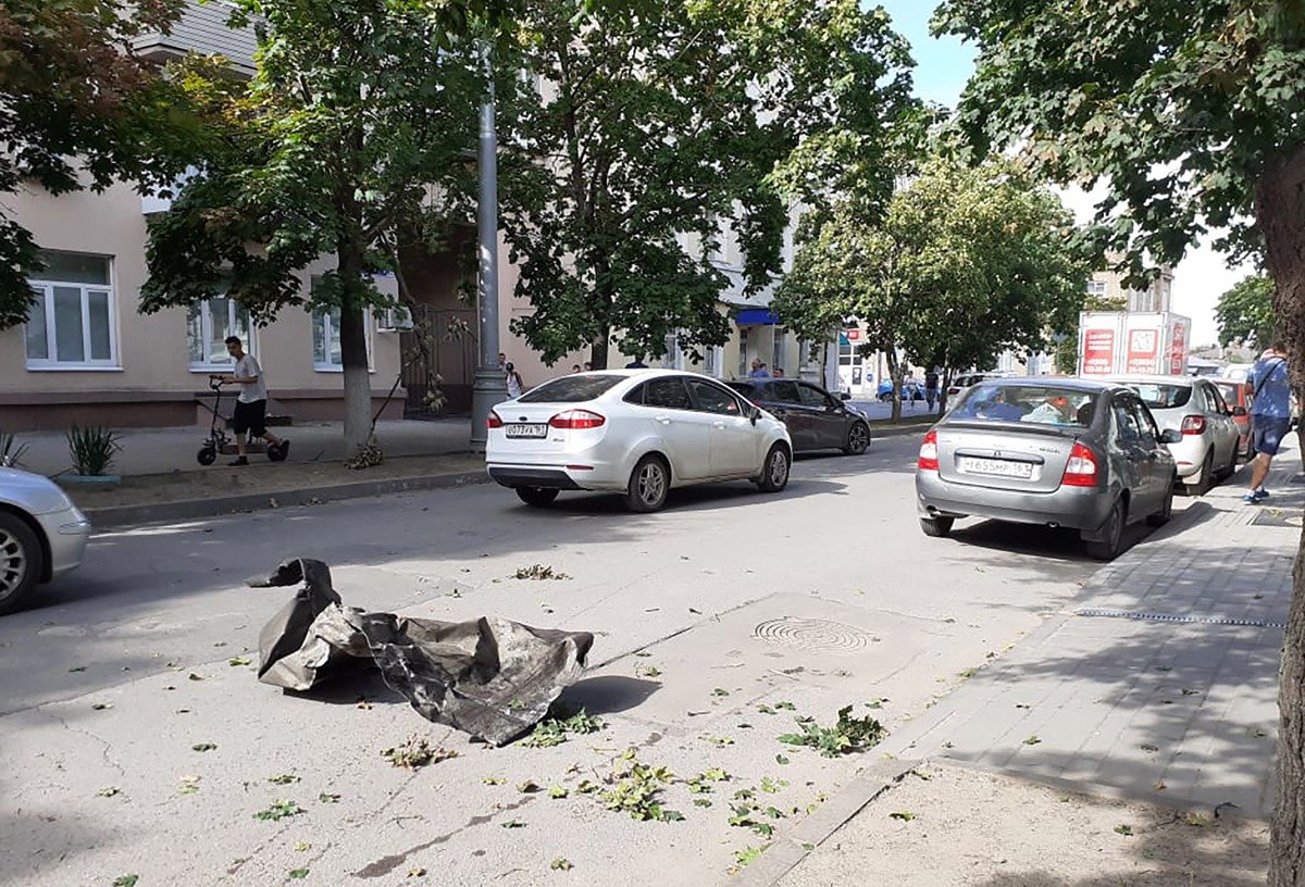 Последствия взрыва в Таганроге. Снимок с видео. Фото: Таганрогская Правда / ТАСС