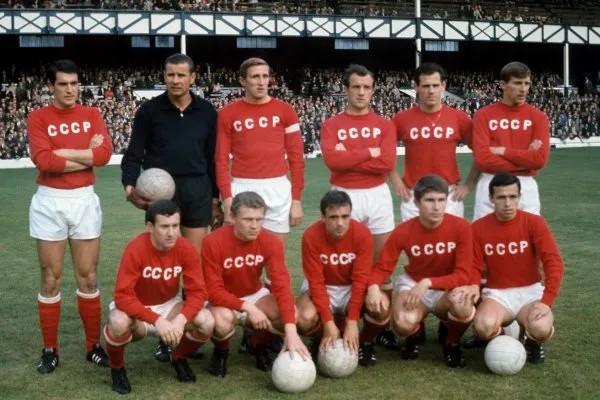 Ливерпуль, 25 июля 1966 года. Команда СССР перед полуфиналом с Германией. В полном составе Фото: Imago-Images / ТАСС