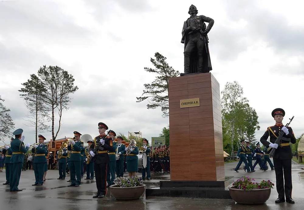 Монумент полководцу в Уссурийске. Фото: Виталий Аньков / РИА Новости