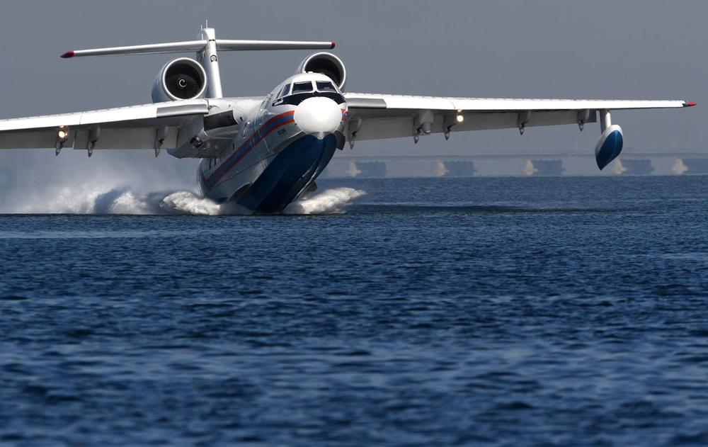Многоцелевой самолет-амфибия Бе-200ЧС. Фото: Виталий Аньков / РИА Новости