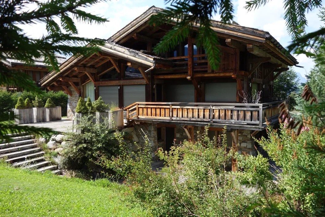 Дом Садчикова в альпийском городке Межев. Фото предоставлено Софи Балей