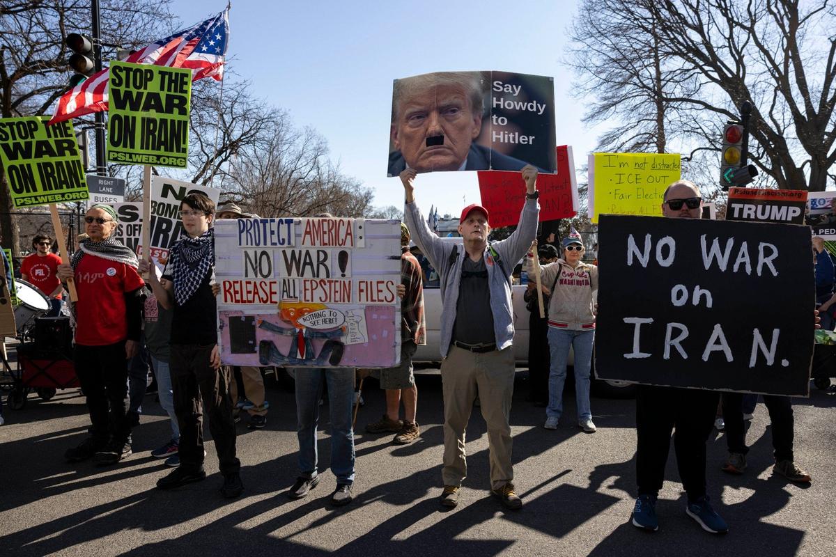 28 февраля 2026 года. Вашингтон. Протест перед Белым домом против ударов по Ирану. Фото: Zuma / TASS