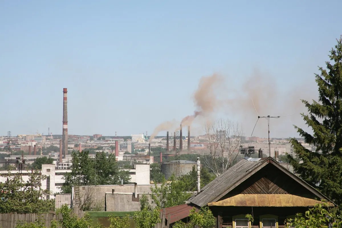 Ижевск. Вид на город со стороны металлургического завода. Фото ИТАР-ТАСС / Алексей Калач