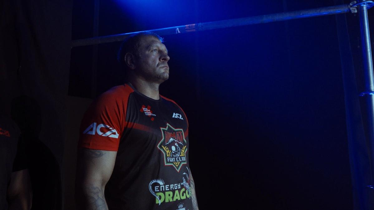 Кадр из фильма «Емельяненко»