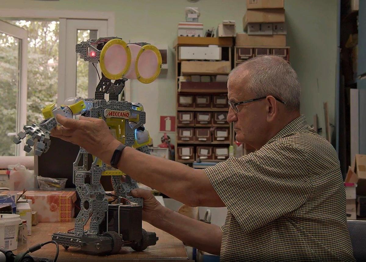 Кадр из фильма «Научная фантазия»