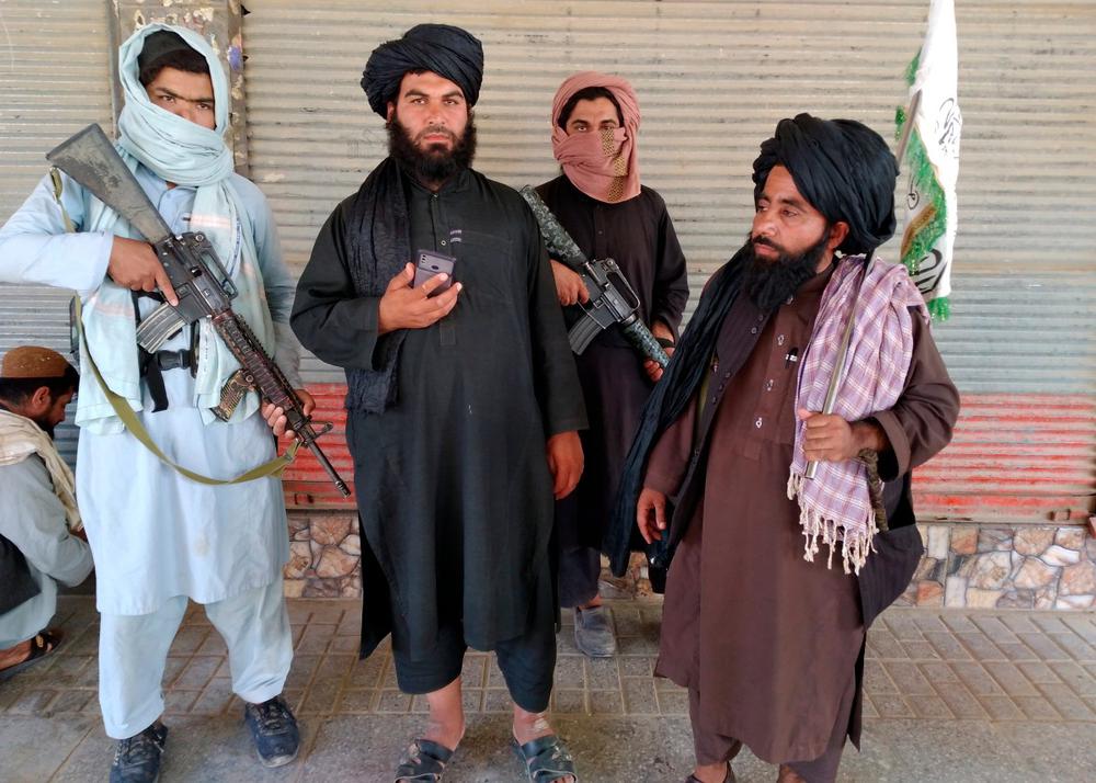 Талибы взяли под контроль столицу провинции Фарах на западе Афганистана. Фото: AP / ТАСС
