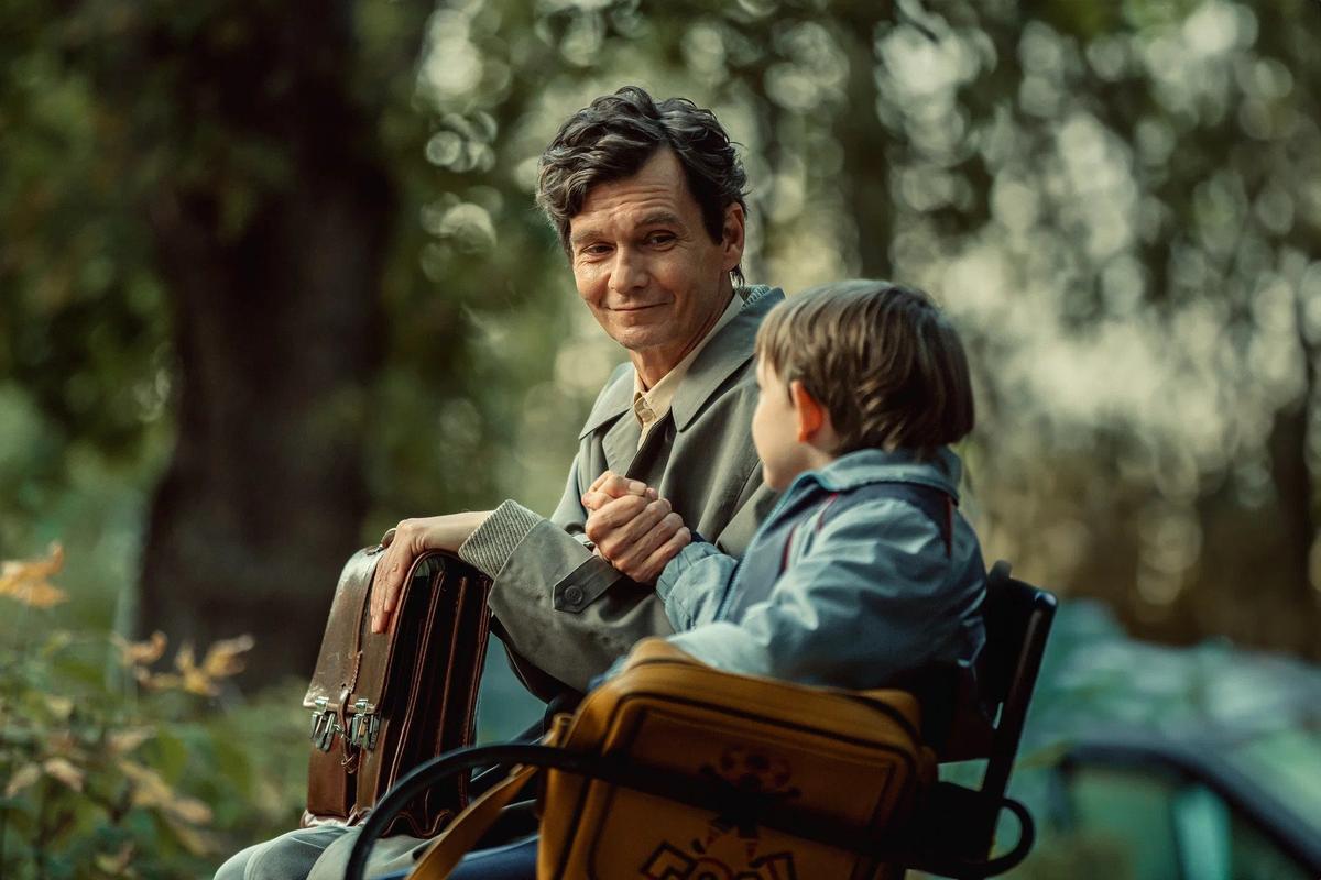 Кадр из сериала «Полураспад»