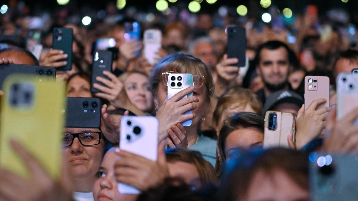 Цензура выходит ботом