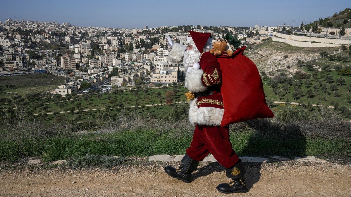 Дед Мороз в Израиле