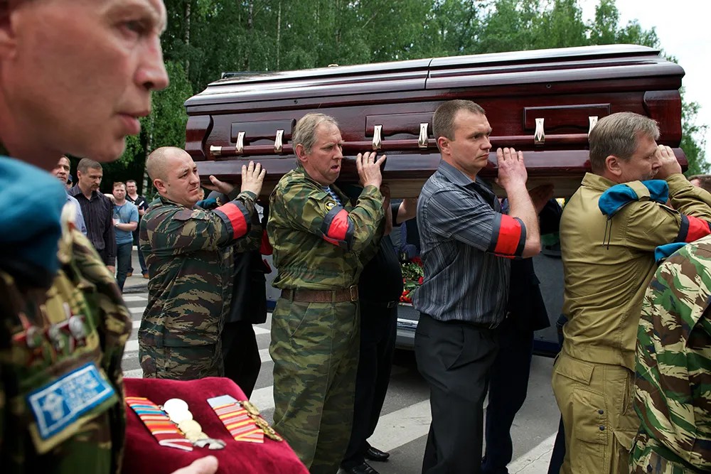 Funeral of Yuri Budanov. Photo: Alexey Nilolaev / RIA