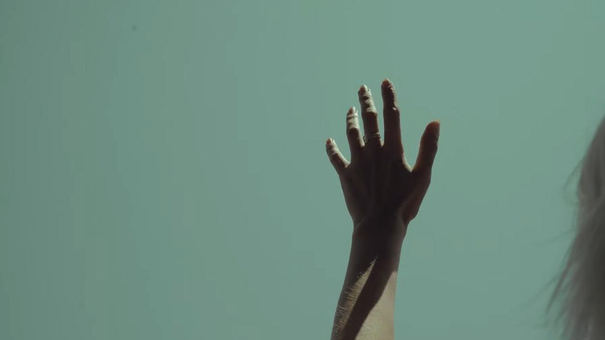 Кадр из фильма «У молчания нет крыльев»