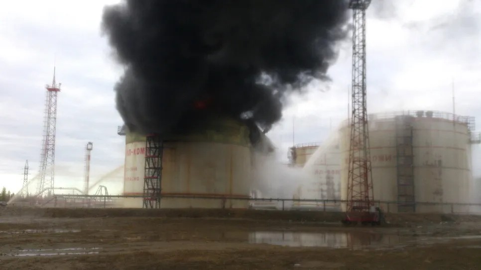 Взрыв на нефтяном предприятии в Усинске (Коми). Фото: ITAR-TASS