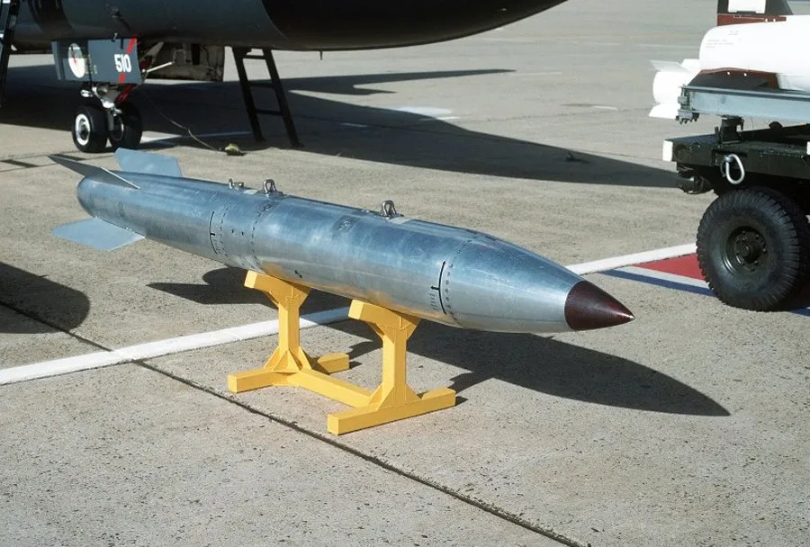 Американская ядерная бомба B12 и ее модификации находится на вооружении ВВС с 1968 года