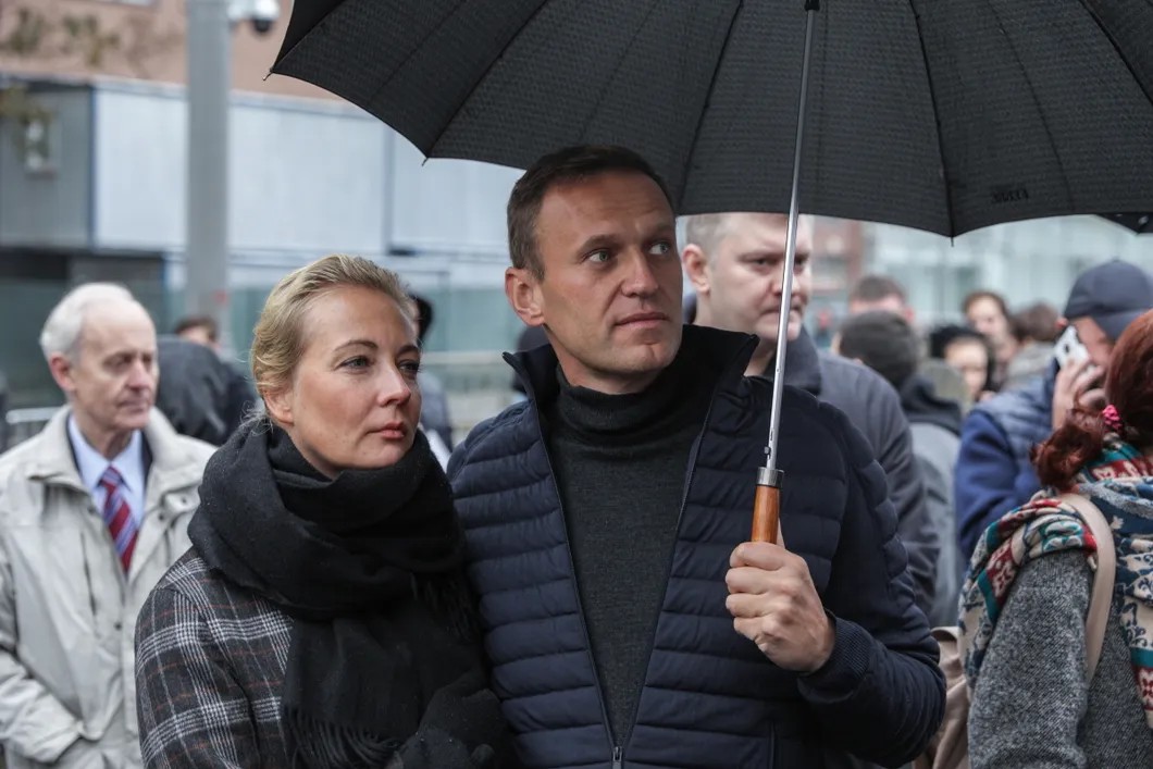 Юлия и Алексей Навальный. Фото: Влад Докшин / «Новая газета»