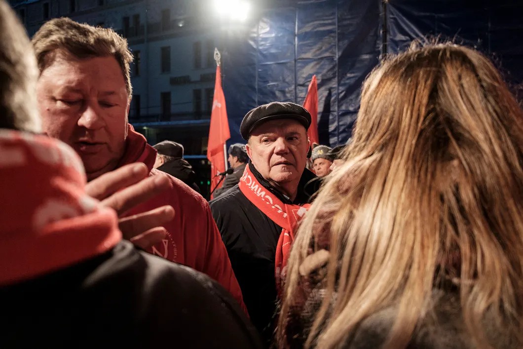 Геннадий Зюганов, лидер партии КПРФ во время митинга. Фото: Антон Карлинер/SCHSCHI — специально для «Новой газеты»