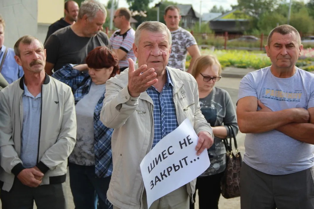 Вопрос к врио губернатора от противников строительства свалки на Шиесе. Фото: Николай Викторов