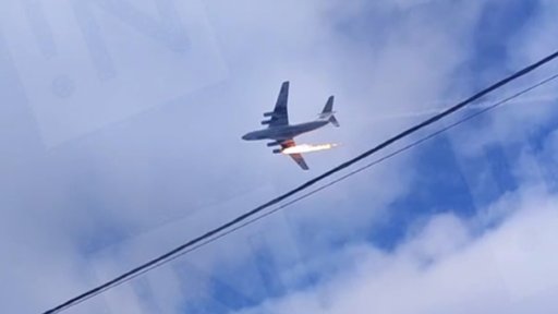 Минобороны: военный Ил-76 после возгорания двигателя потерпел крушение в Ивановской области. На борту было 15 человек