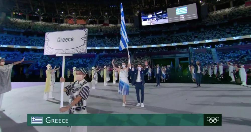 Греческие спортсмены на арене. Скриншот трансляции