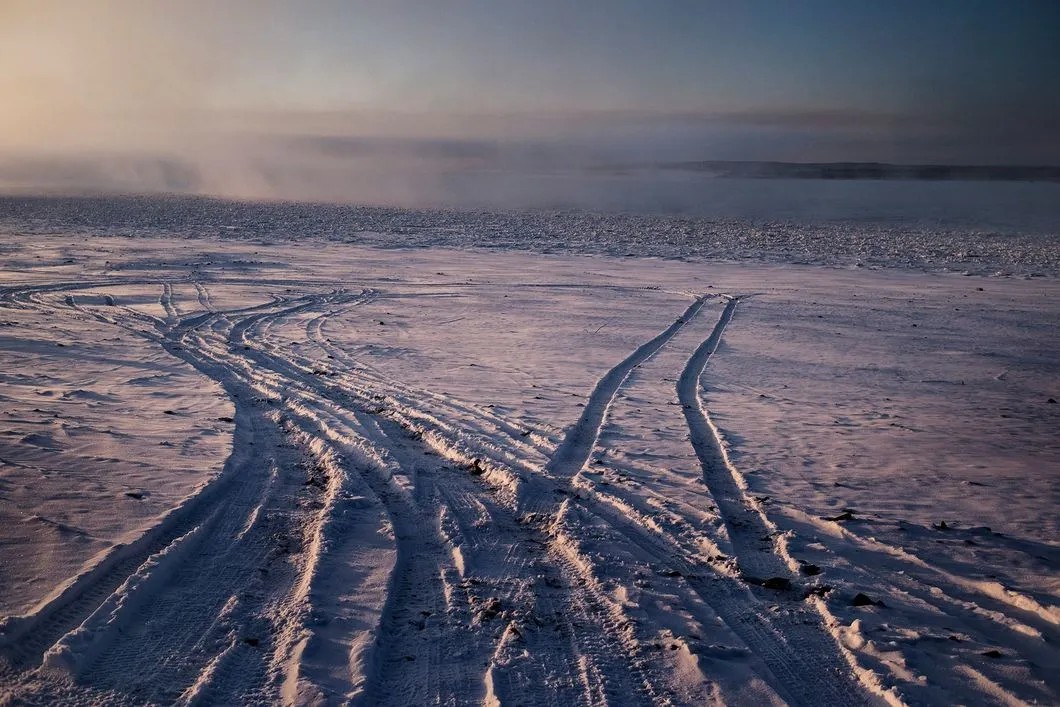 Замерзшая река Лена. Якутск. Октябрь 2014 года. Фото: Юрий Козырев / «Новая»