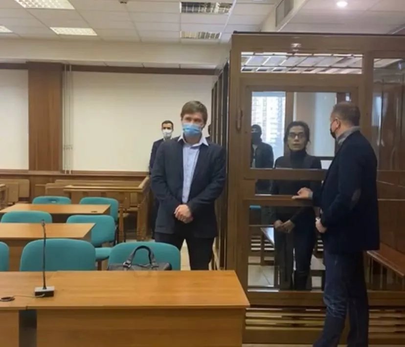 Оглашение приговора Карине Цуркан. Скриншот трансляции пресс-службы московских судов.