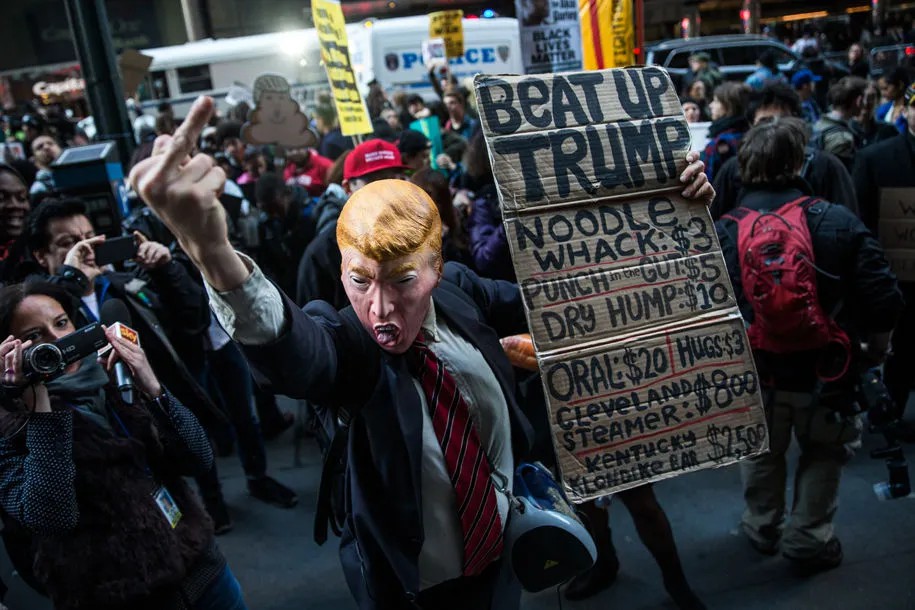 Мощный митиг против Трампа в Нью-Йорке. Фото: Евгений Фельдман / «Новая газета»