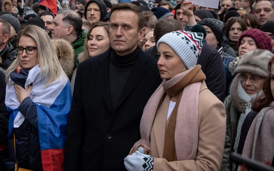 Alexey Navalny with his wife Yulia. Photo: "Novaya Gazeta"