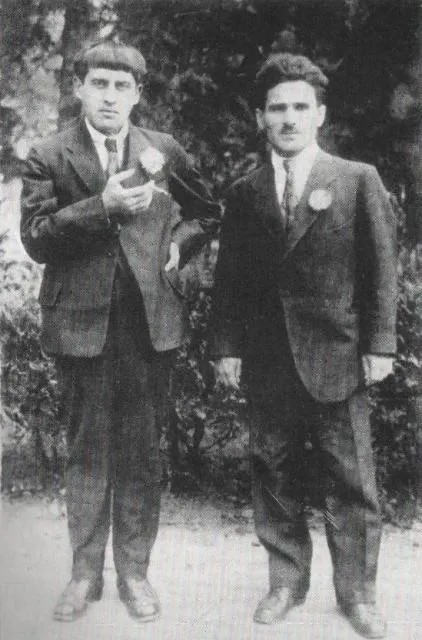 Тициан Табидзе и Валериан Гаприндашвили. Фото: ru.wikipedia.org