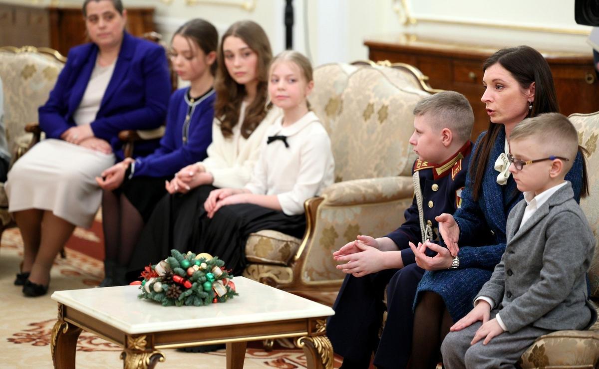 Встреча Владимира Путина с семьями военнослужащих, погибших в ходе специальной военной операции. Фото: www.kremlin.ru