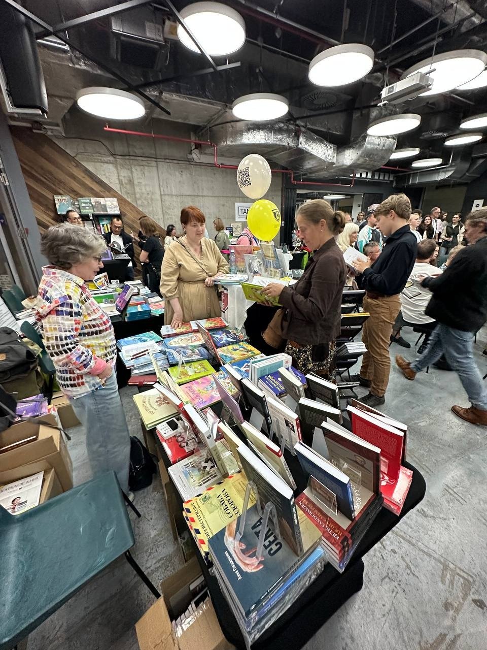 Фото: sandermoenpublishing.com