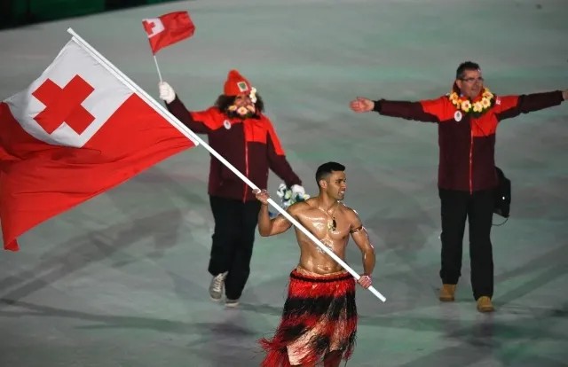 Пита Тауфатофуа на церемонии открытия Игр в Пхенчхане. Фото: РИА Новости