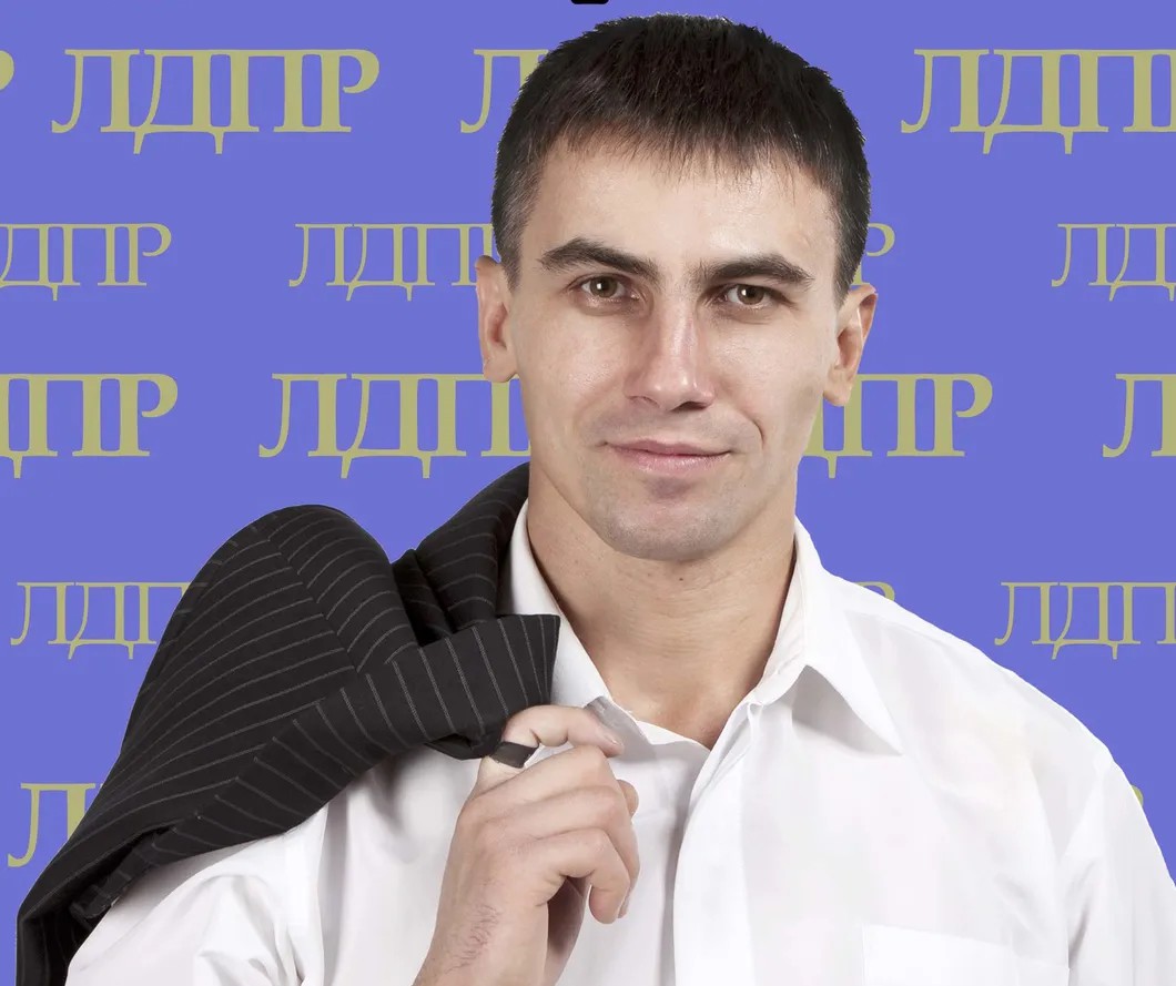 В 2013 году Сергей Бондин покинул ЛДПР из-за конфликта с руководством партии / Фото: vk.com