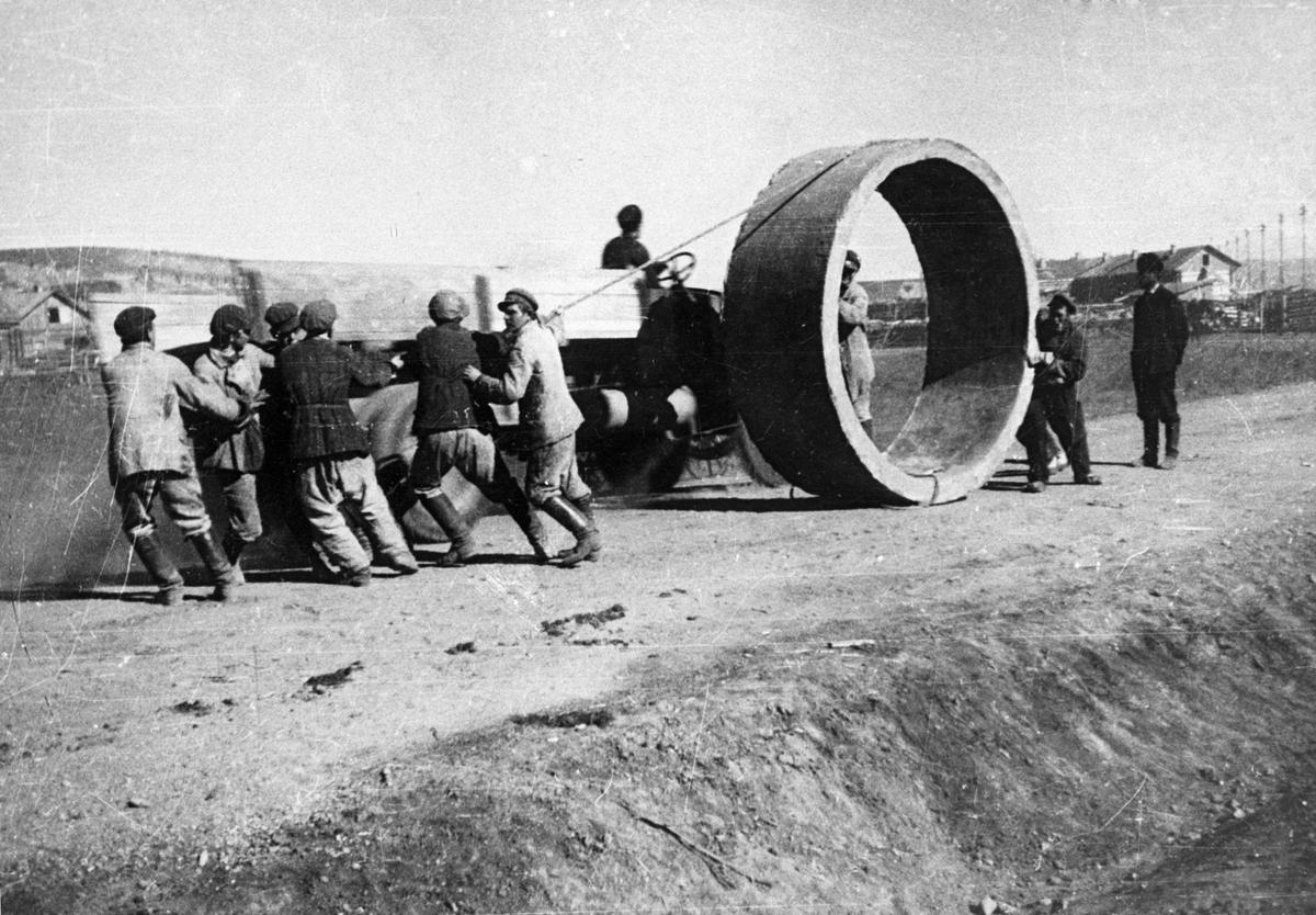 Строительство Кузнецкого металлургического завода (Кузнецкстрой). 1932 год. Архив РИА Новости