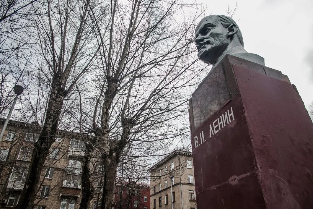 Памятник Ленину в Москве. Фото: Влад Докшин / «Новая газета»
