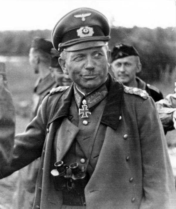 Генерал-полковник Хайнц Гудериан