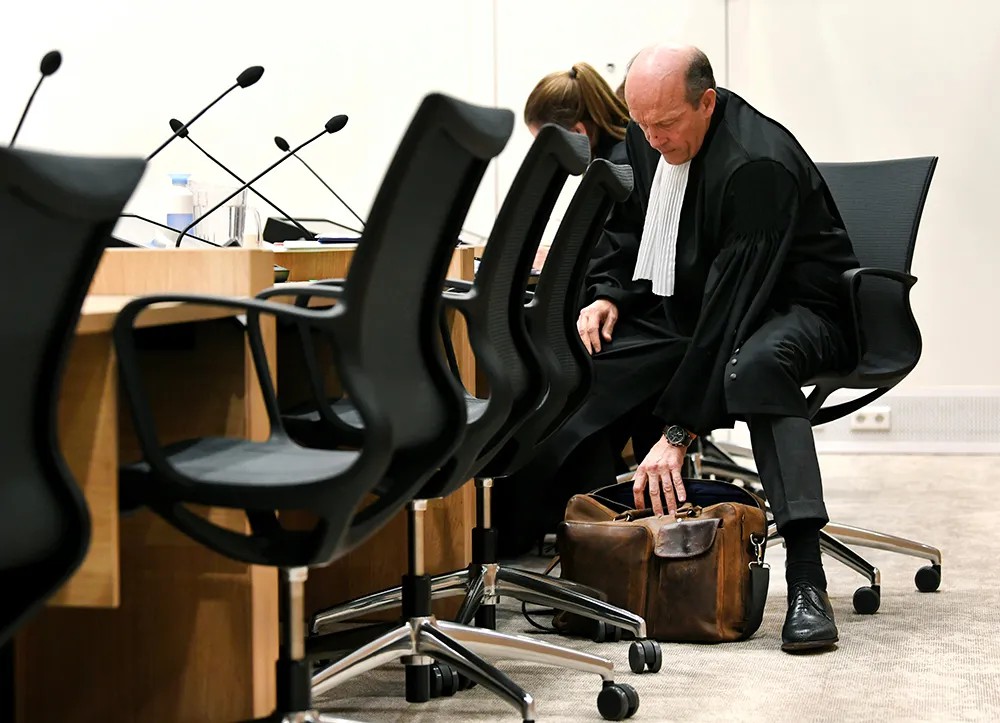 В судебных слушаниях объявлен перерыв до 23 марта. Фото: Reuters