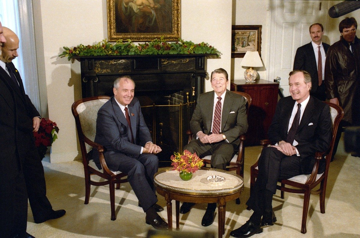 8 декабря 1988 года. Михаил Горбачев, Рональд Рейган и Джордж Буш. Фото: ITAR-TASS