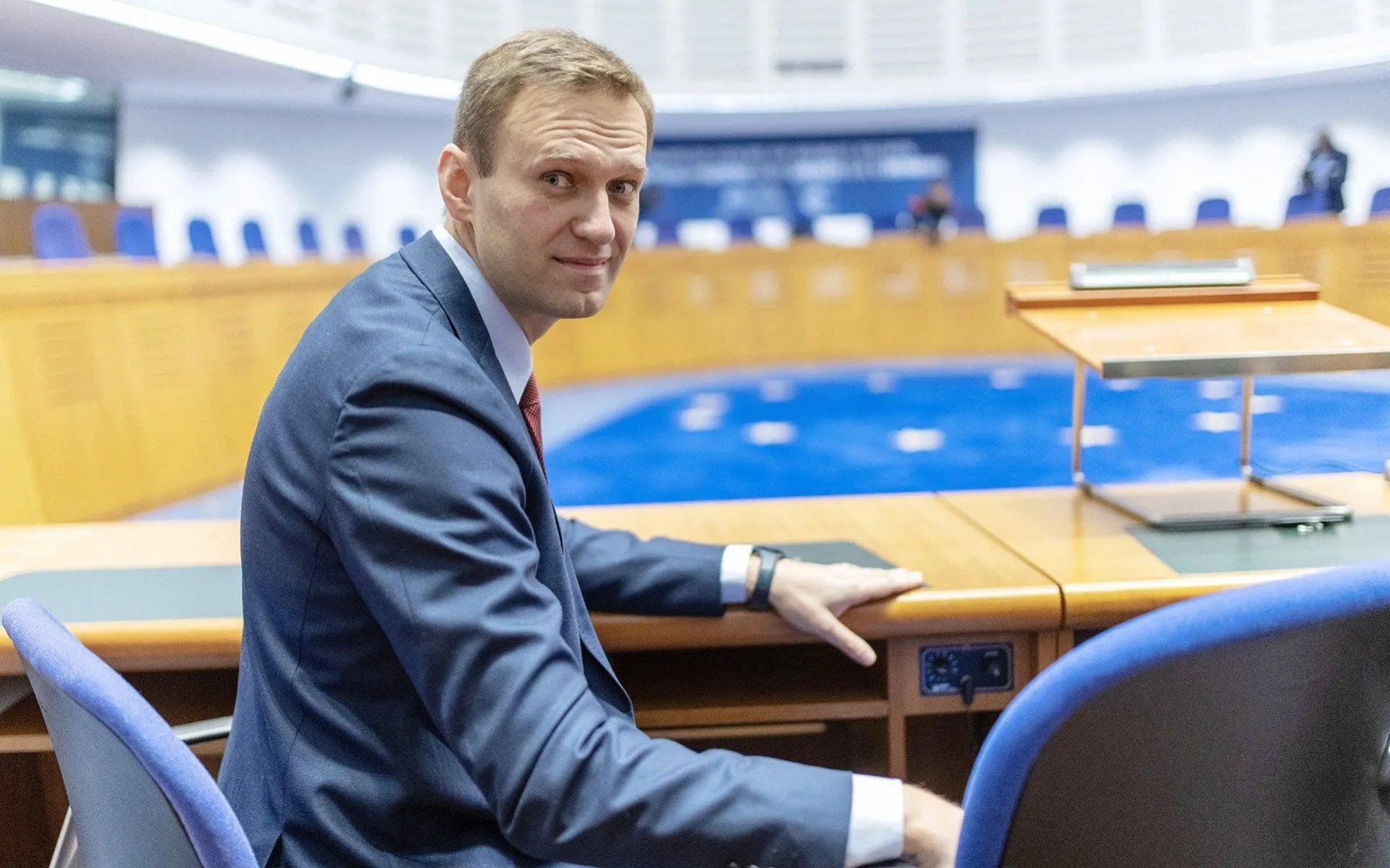 Евросоюз с санкциями не спешит