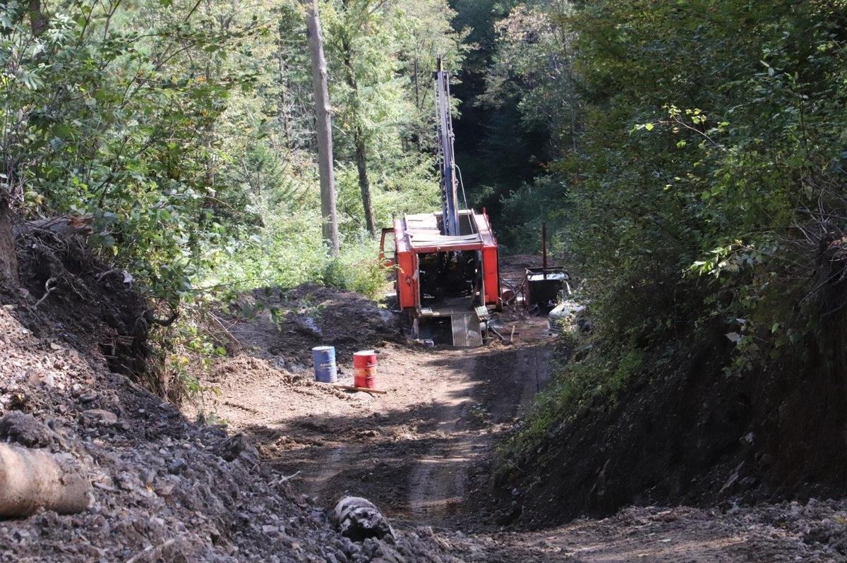 Буровая установка на «Глухом» появилась совсем недавно. Фото: Валерия Федоренко / «Новая газета»