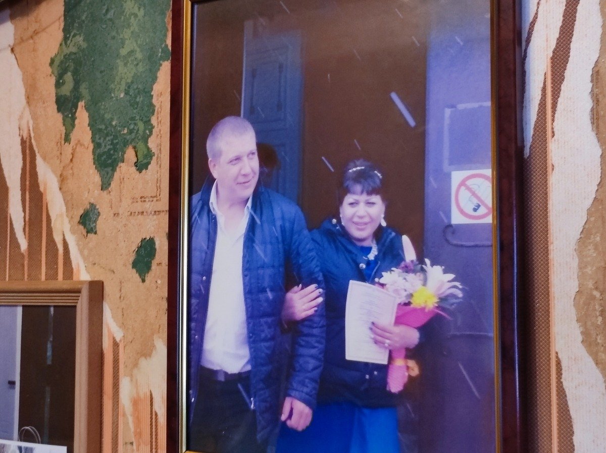 Свадебная фотография с мужем Дмитрием. Фото: Анна Мухина*