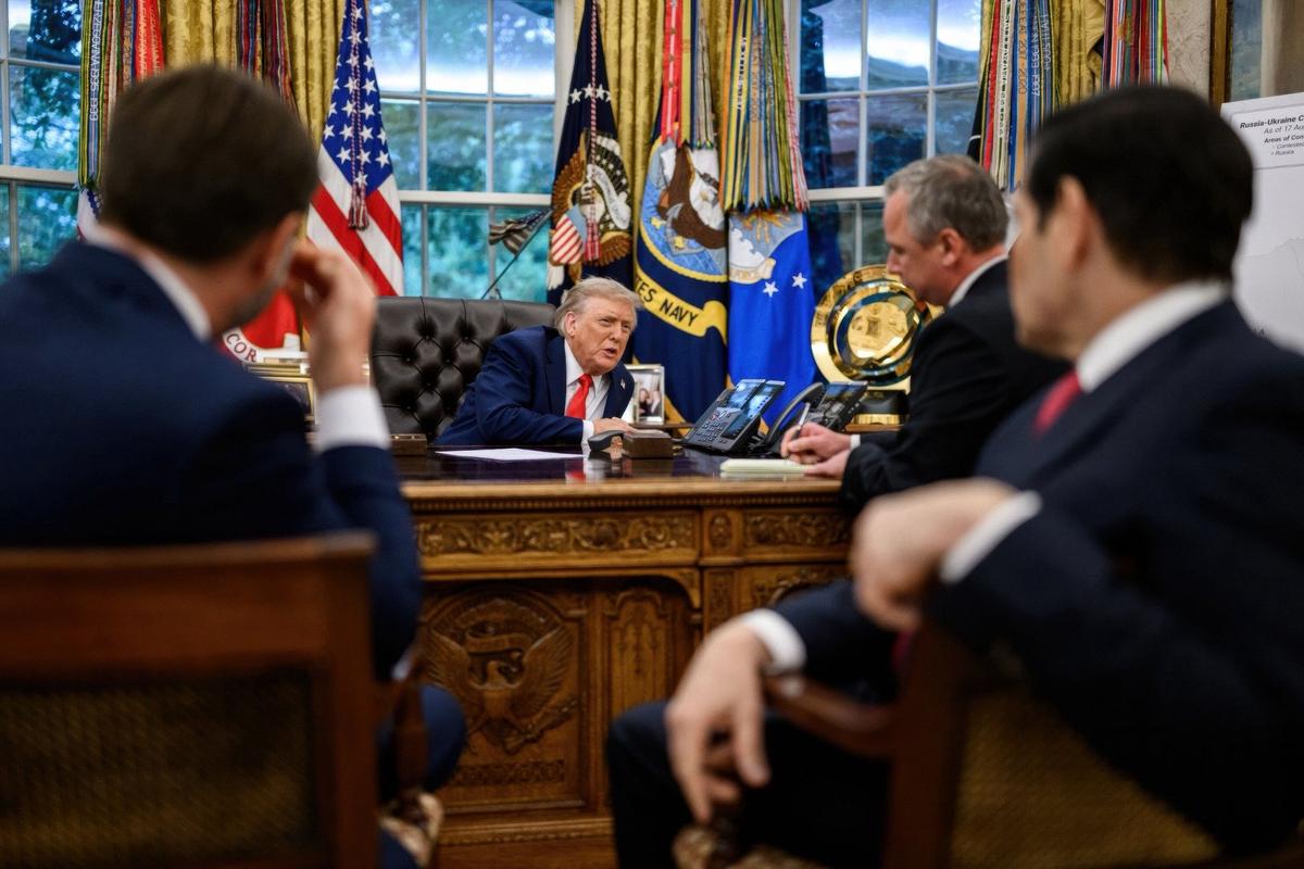 Трамп провел телефонный разговор с президентом России Путиным. Фото: Zuma / TASS