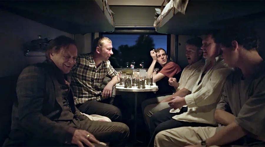 Кадр из фильма «Встречные». Источник: kino-teatr.ru