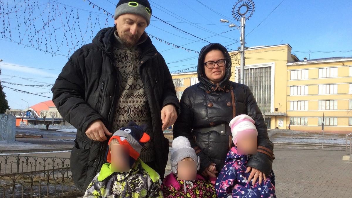 Какого цвета трава под плахой