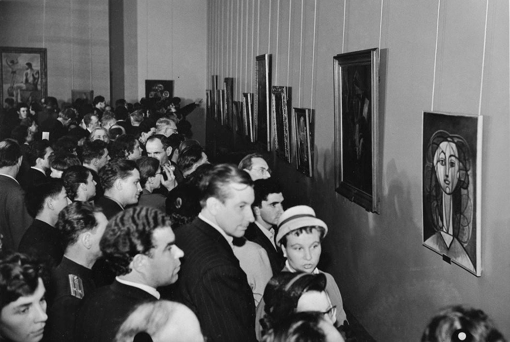 Выставка Пикассо в Москве, 1956 год. Фото: Эммануил Евзерихин