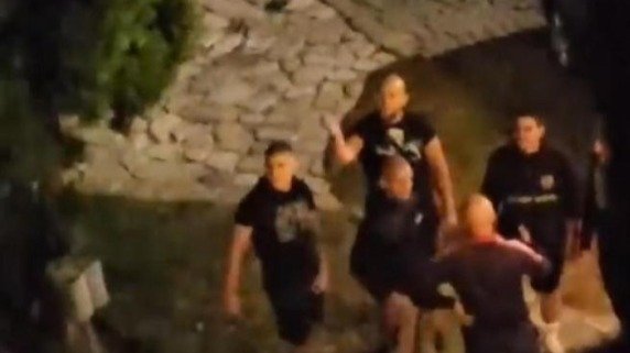 Италия потребовала расследовать антисемитский инцидент против своих школьников на болгарском курорте. Поздняя реакция премьера Радева возмутила еще больше